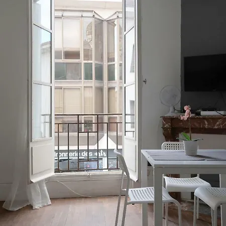 Le H Appart Berlier - Cosy & Clean Ντιζόν